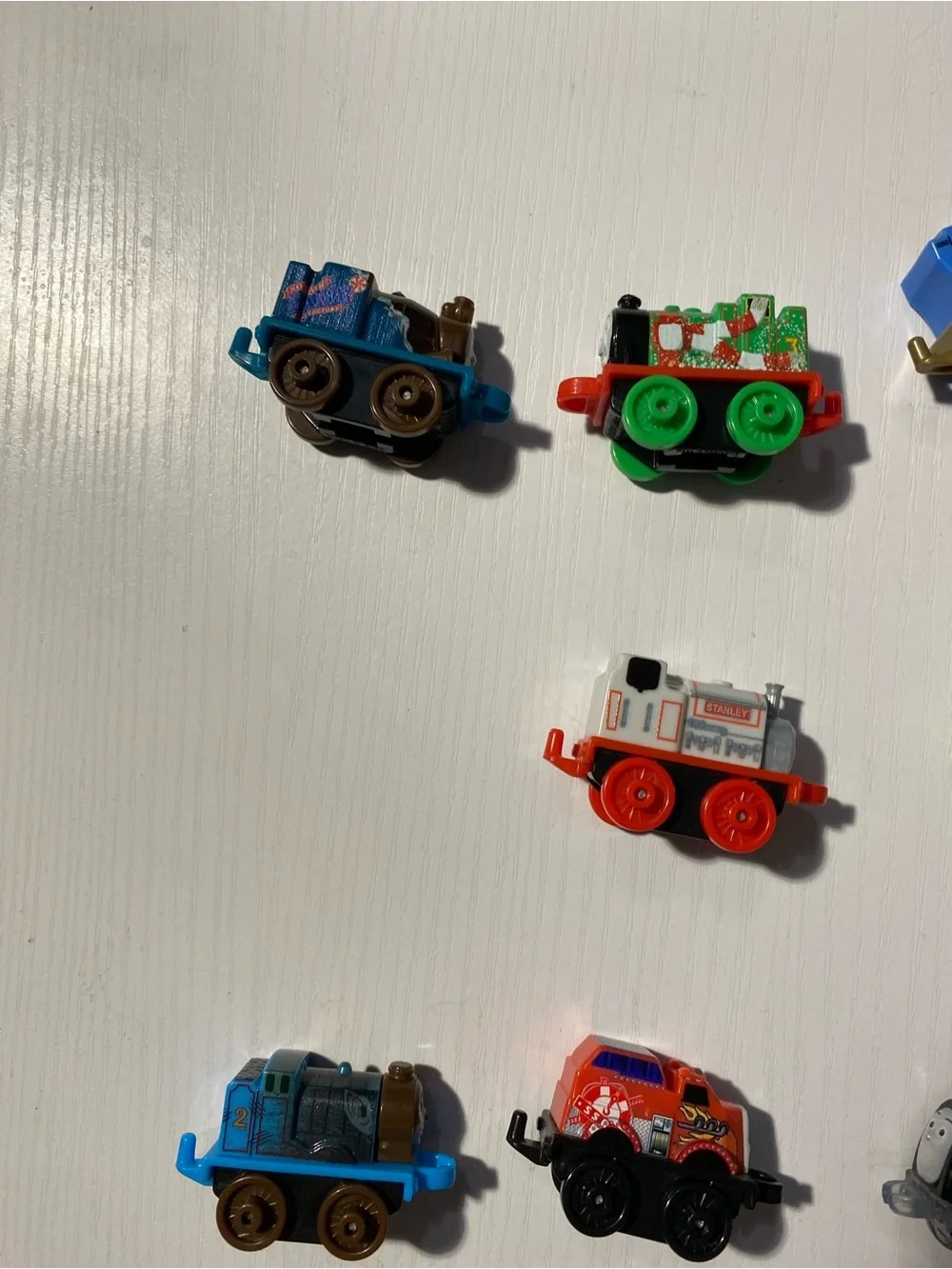 Thomas & Friends Minis Collector Playwheel Storage Case Lot w/ 14 Trains